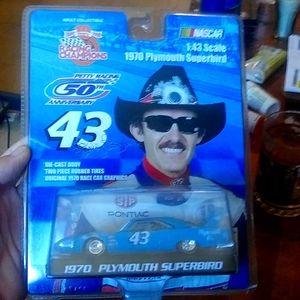 Racechampions!! 1970 Plymouth superbird. Petty racing 50th Anniversary. #43 .